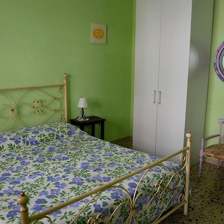 B&B Maria Montis 阿塞米尼 外观 照片